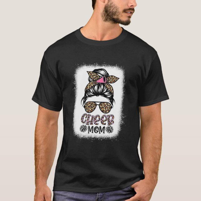 Camiseta Cheer Mãe Leopard Messy Bun Cheerleader Sangrado M (Frente)