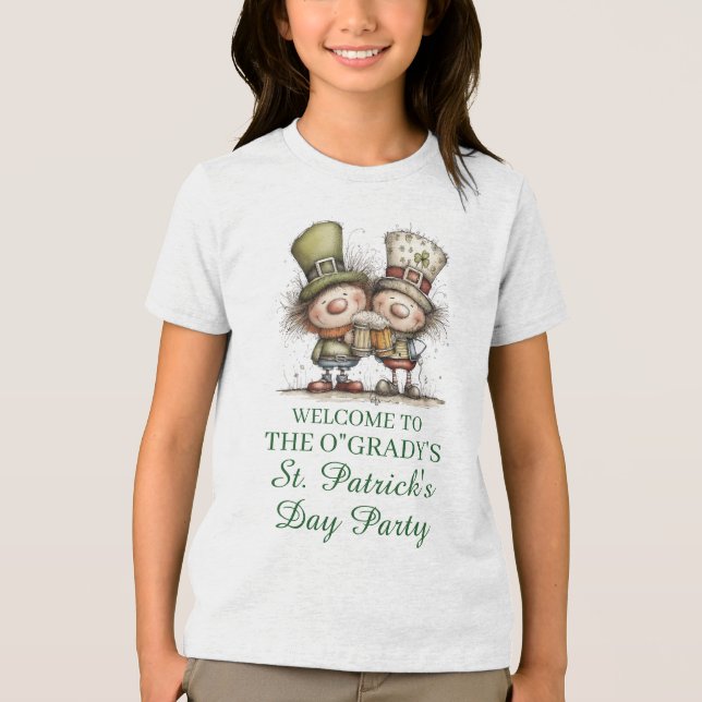 Camiseta Cheerful St. Patrick’s Day Party Illustration (Frente)