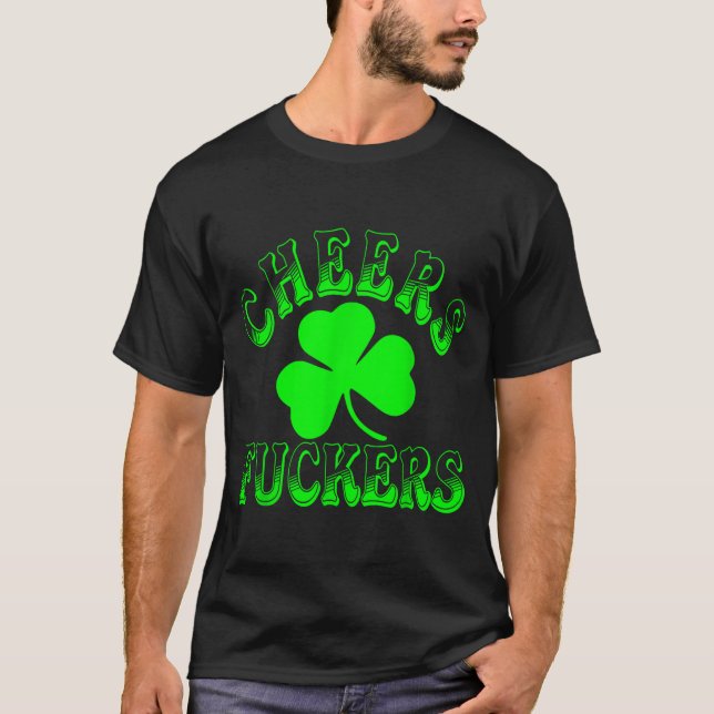 Camiseta Cheers Forers Irish St Patricks Day Shamrock Tee  (Frente)