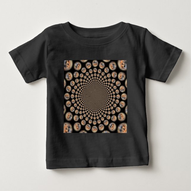 Camiseta Cheetah Spin Spectacle - Feline Frenzy: Colorida (Frente)