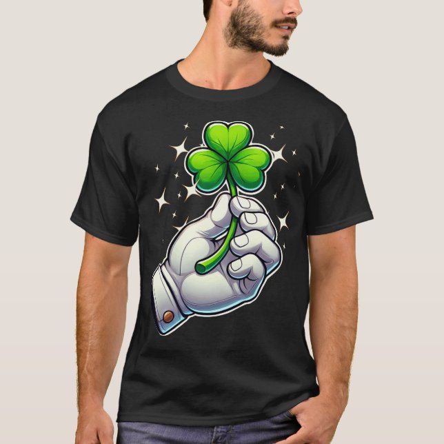 Camiseta Chegou o novo. Rua, dia do Patrick (Frente)