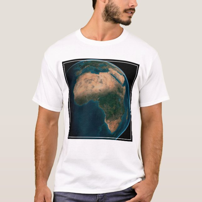 Camiseta Cheio Terra Do Espaço Acima Do Continente Africano (Frente)
