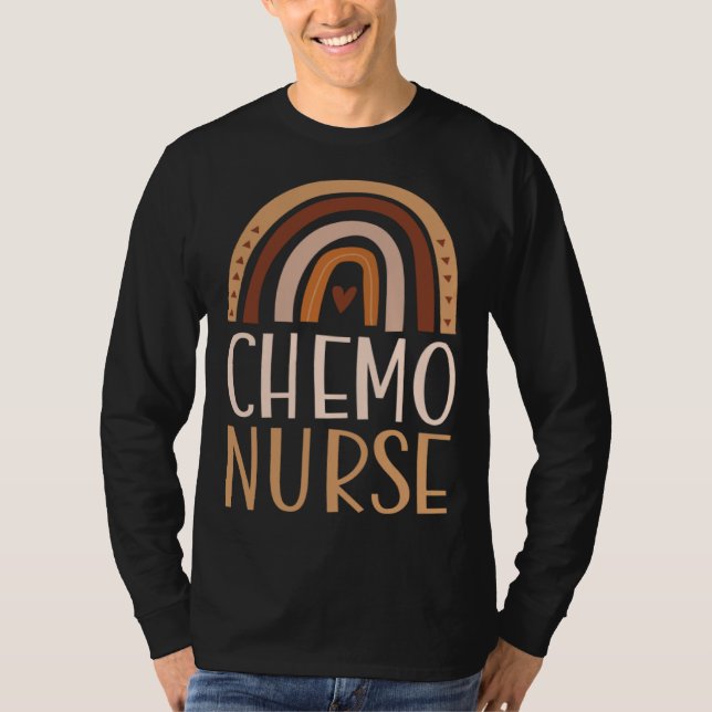 Camiseta Chemo Nurse Boho Bohemian Rainbow Nursing School (Frente)