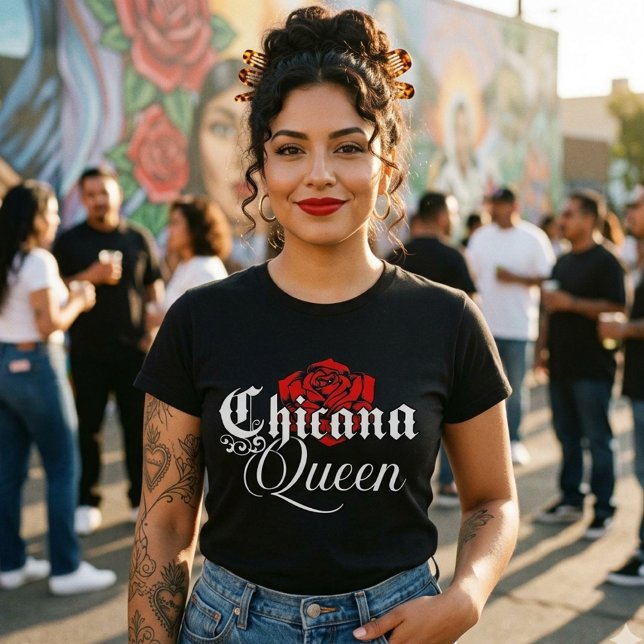 Camiseta Chicana Rainha Rosa Vermelha (Chicana Queen Red rose tshirt)