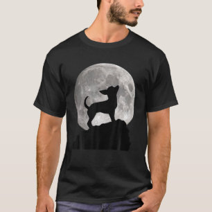Camiseta Chihuahua Silhouette Howling Na Frente Da Lua