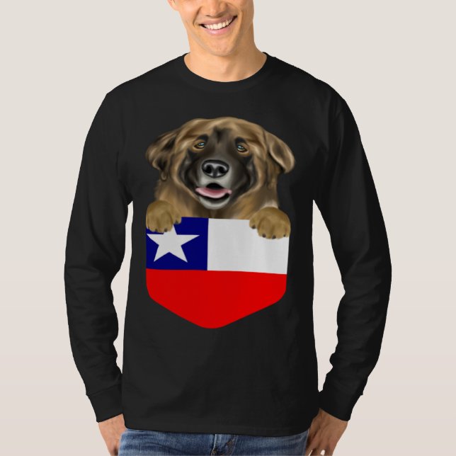 Camiseta Chile Flag Leonberger Dog In Pocket (Frente)