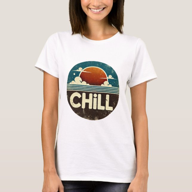 Camiseta Chill Sunset: Nuvens e Serenidade Oceânica (Frente)