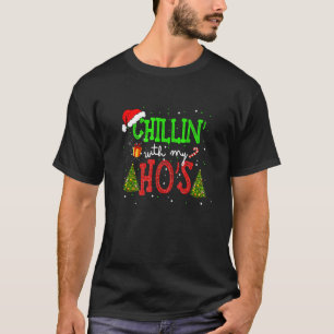 Camiseta Chillin com os Papais noeis de pijama de Natal da