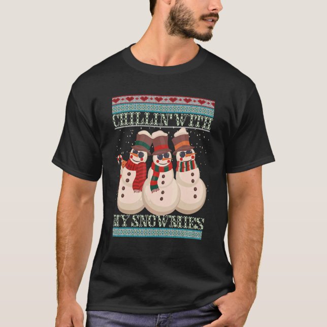 Camiseta Chilling' Com Os Meus Snowmies Feios De Natal 5 (Frente)