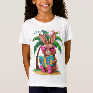 Camiseta 🐰👓📖 Chinelos & Ficção – Edição Coelho
