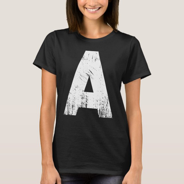 Camiseta Chipunk Halloween Carnival - Letra A Red V (Frente)