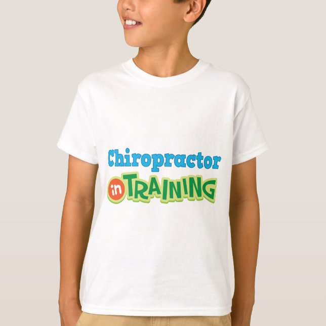 Camiseta Chiropractor no treinamento (futuro) (Frente)