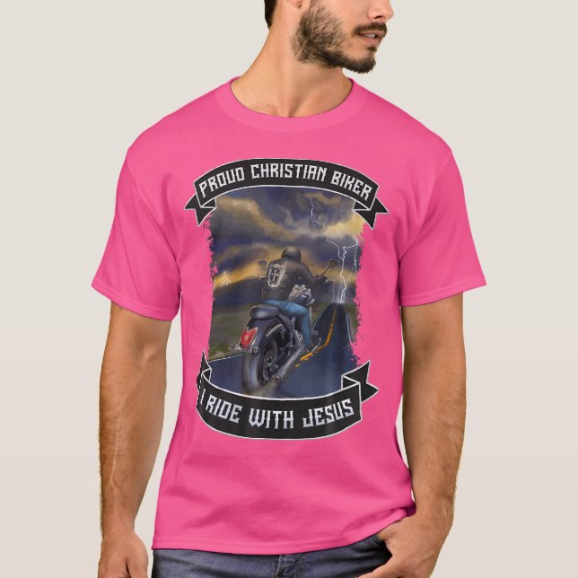 Camiseta Christian Biker Gift Idea Eu Ando Com Jesus Motorc (Frente)