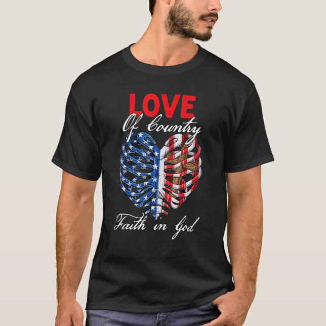 Camiseta Christian Faith In God Patriotic Heart Cross 4th o (Frente)