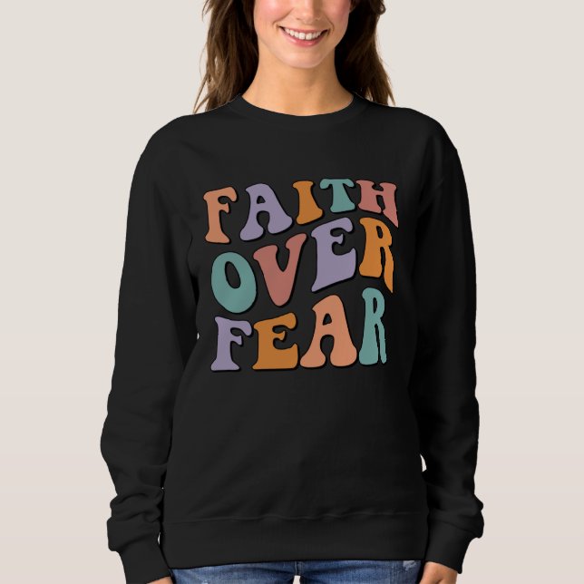 Camiseta Christian Faith Over Fear family reunion Inspirati (Frente)