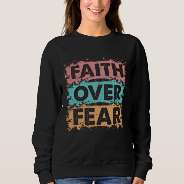 Camiseta Christian Faith Over Fear family reunion Inspirati (Frente)