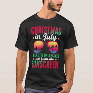 Camiseta Christmas In July Where Only Flakes Are From The S