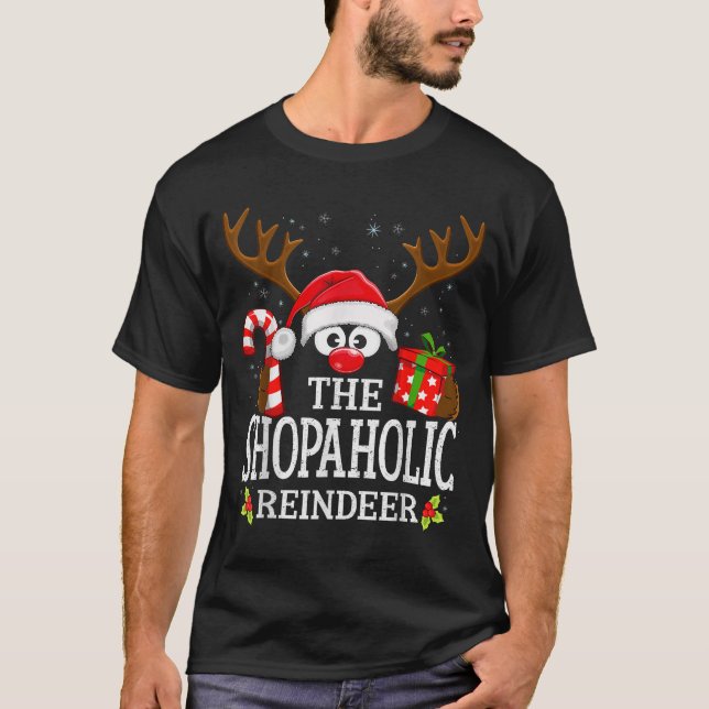 Camiseta Christmas Matching The Shopaholic Reindeer Family  (Frente)