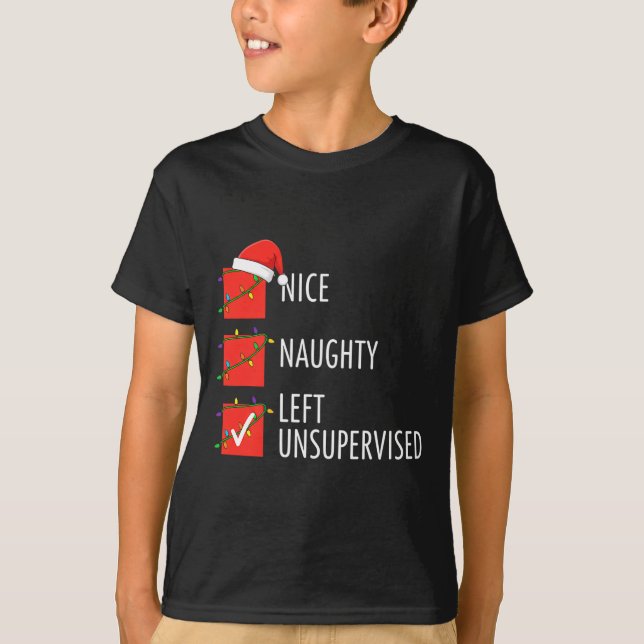 Camiseta Christmas Nice Naughty Left Unsupervised Naughty O (Frente)
