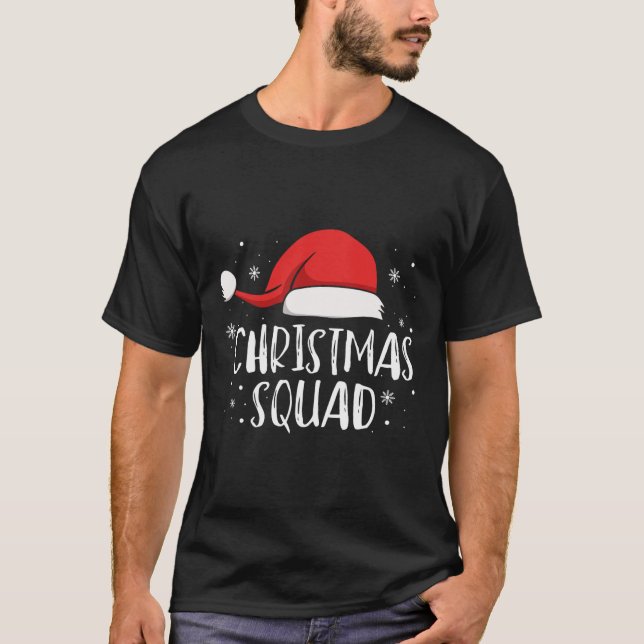 Camiseta Christmas Squad Light Red Santa Hat Family Matchin (Frente)