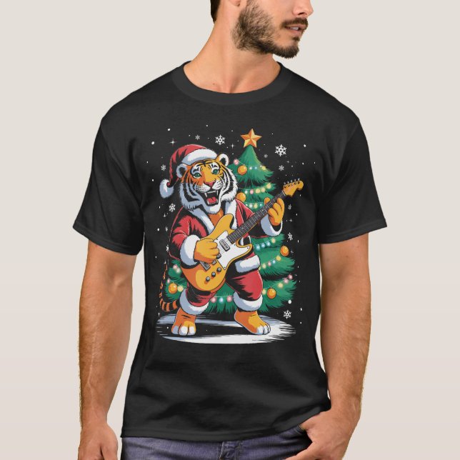 Camiseta Christmas Tiger Playing Guitar Music Santa Hat Xma (Frente)