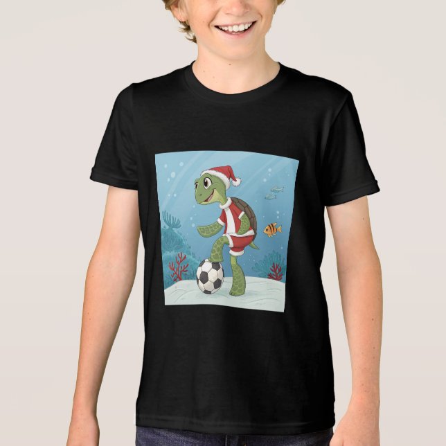 Camiseta Christmas Turtle playing football (Frente)