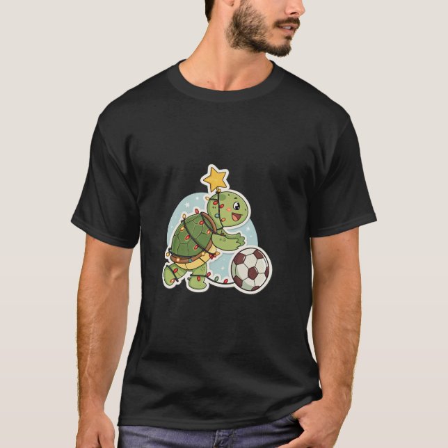 Camiseta Christmas Turtle with Soccer Ball (Frente)