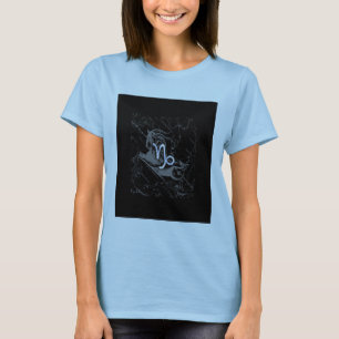 Camiseta Chrome Style Capricórnio Sinal Zodiac em Hevelius