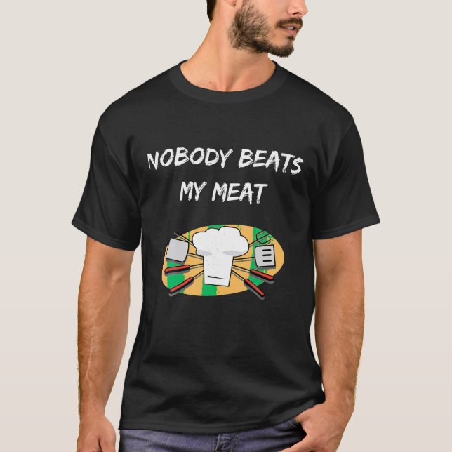 Camiseta CHURRASCO Ninguém Bate No Meu Chá De Cozinhar Engr (Frente)