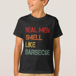 Camiseta Churrasco Retro Os Homens De Verdade Cheiram a Fum