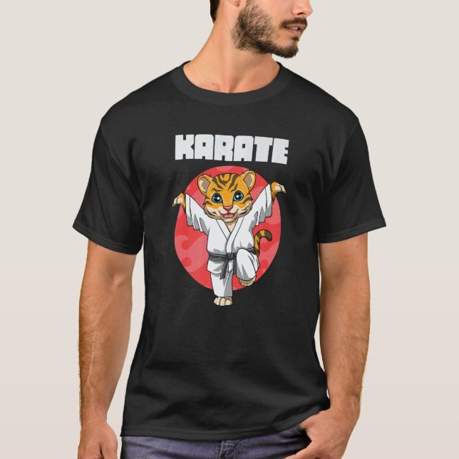 Camiseta Chute de Garça do Tigre de Karatê Clássico (Frente)