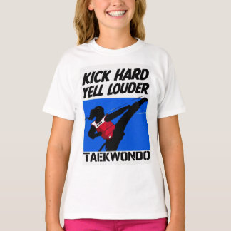 Camiseta Chute Forte. Grite Mais Alto. Taekwondo. Feminino 
