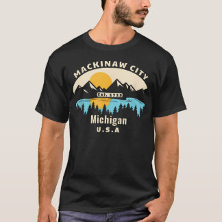 Camiseta Cidade de Mackinaw Michigan Lembrança Pôr do Sol n