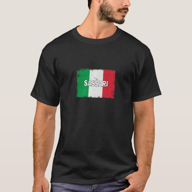 Camiseta Cidade de Sassari Itália com Bandeira Italiana (Frente)