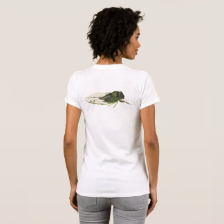 Camiseta Cigarra do Dia de Cachorro Cigarra de Linne em uma