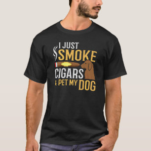Camiseta Cigarros Fumantes E Pet Meu Cachorro Engraçado Fum