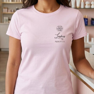Camiseta Cílios Logotipo Script Rosa Corado Equipe
