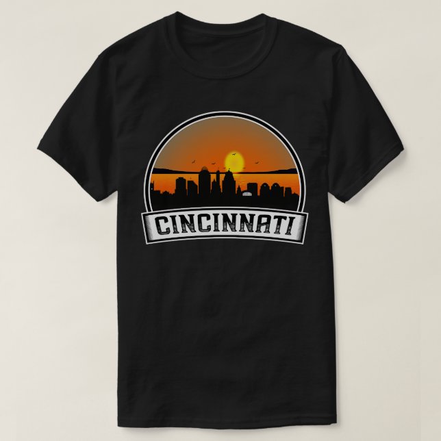 Camiseta Cincinnati Retro City Skyline (Frente do Design)