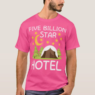 Camiseta Cinco bilhões de estrelas Hotel acampando trevo di