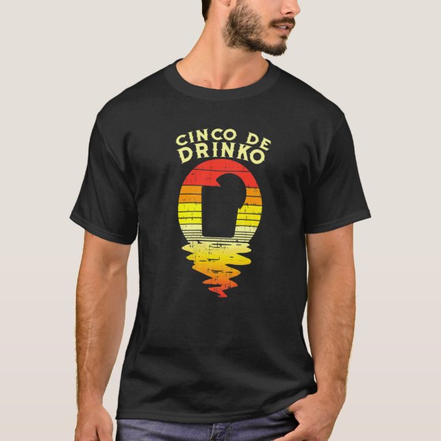 Camiseta Cinco De Drinko Tequila Sunset Retro Fiesta México (Frente)