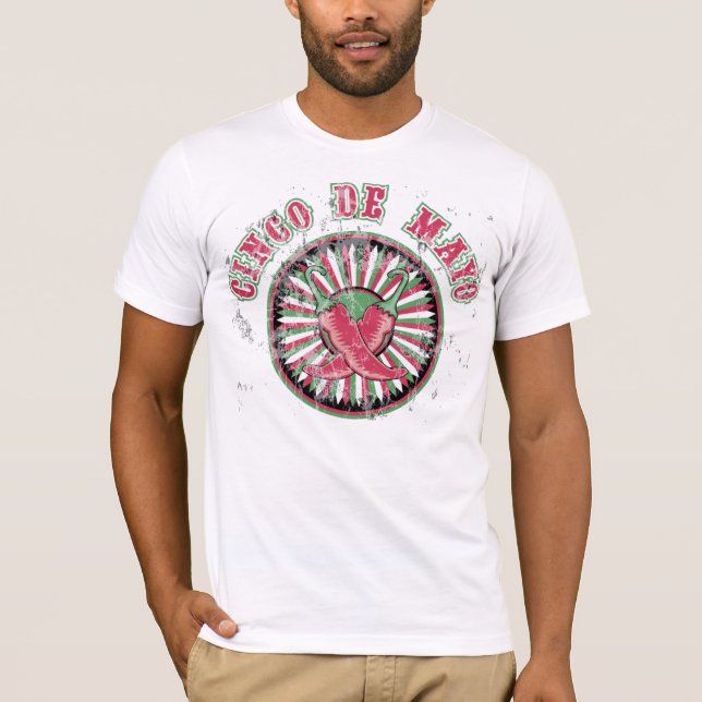 Camiseta Cinco de Mayo, em desnutrição, com pimentos e tira (Frente)