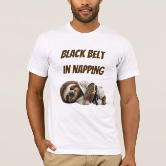 Camiseta Cinturão Preto em Preguiça de Preguiça