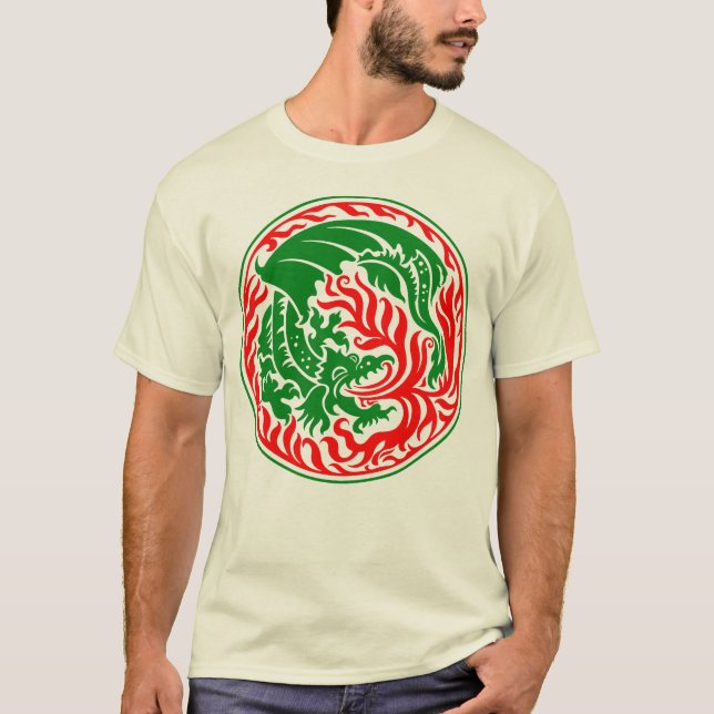 Camiseta Círculo Dragônico - Verde com Fogo Vermelho (Frente)