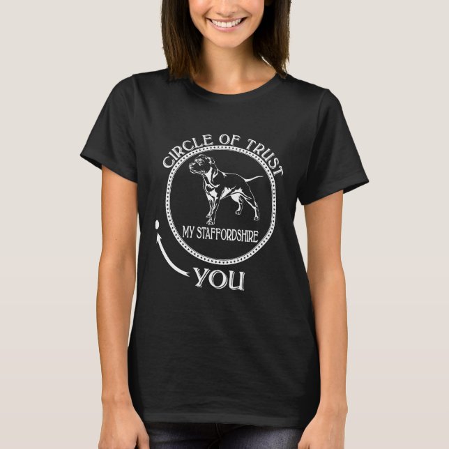 Camiseta Círculo Engraçado De Confiança Staffordshire Cacho (Frente)