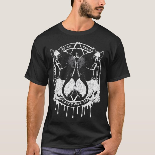 Camiseta Círculo Ritual Oculto Gatos e Caveiras Místicos Fa (Frente)