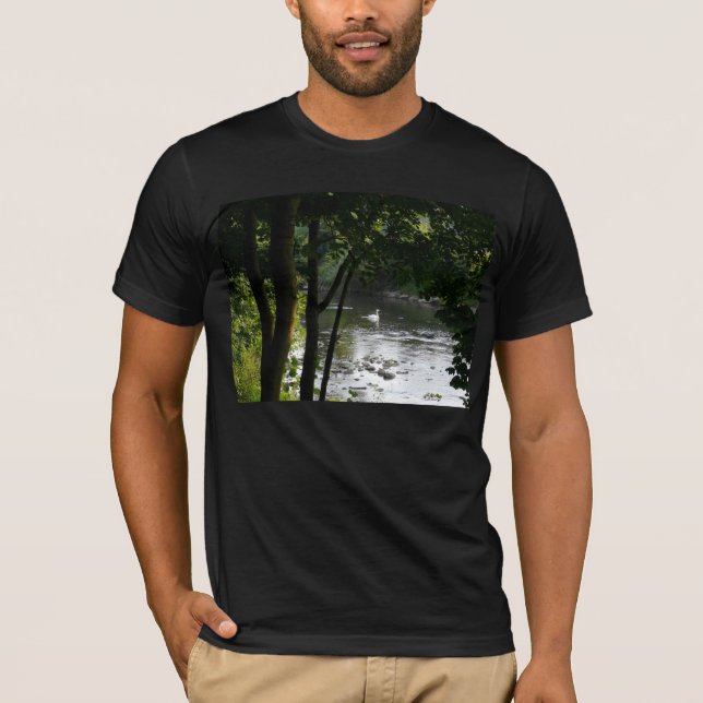 Camiseta Cisne no rio (Frente)