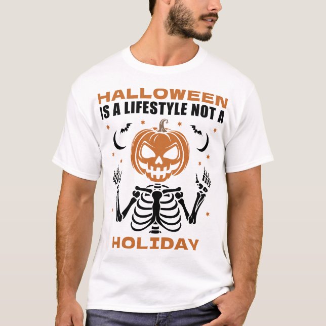 Camiseta Citação Assustadora de Halloween Como Estilo de Vi (Frente)