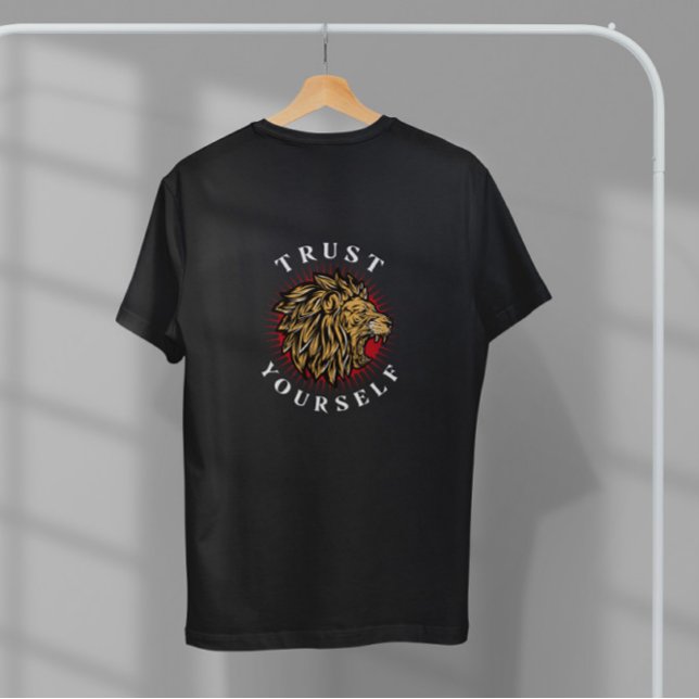 Camiseta Citação de Confiança do Lion Roaring (Criador carregado)