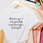 Camiseta Citação de mulheres sem coração na tipografia mode<br><div class="desc">Frankenstein,  mulher sem medo e poderosa,  citação em T-Shirt Moderna</div>