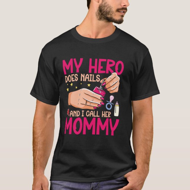 Camiseta Citação de Técnica de Unhas Uniforme de Trabalho E (Frente)